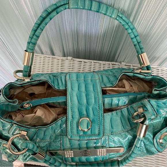 Rare Patent Guess Turquoise Shoulder Bag With Matching Wallet Set - Picture 11 of 17